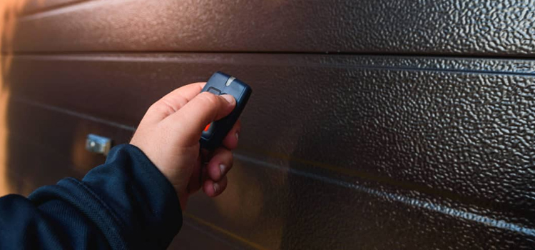 automatic door opener with remote control in San Mateo